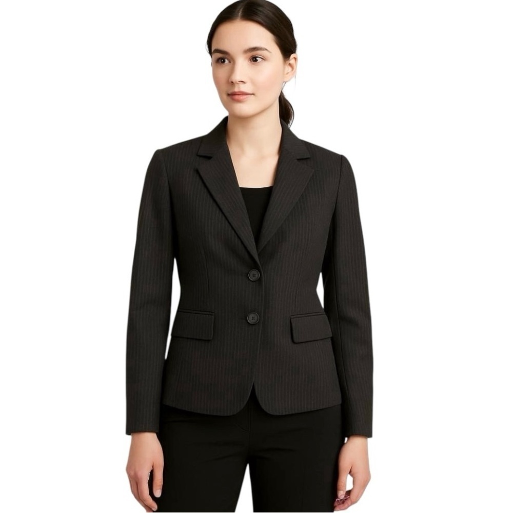 Tahari Petite Notch Lapel Tailored Blazer in Pinstripe Dark Grey size 2P